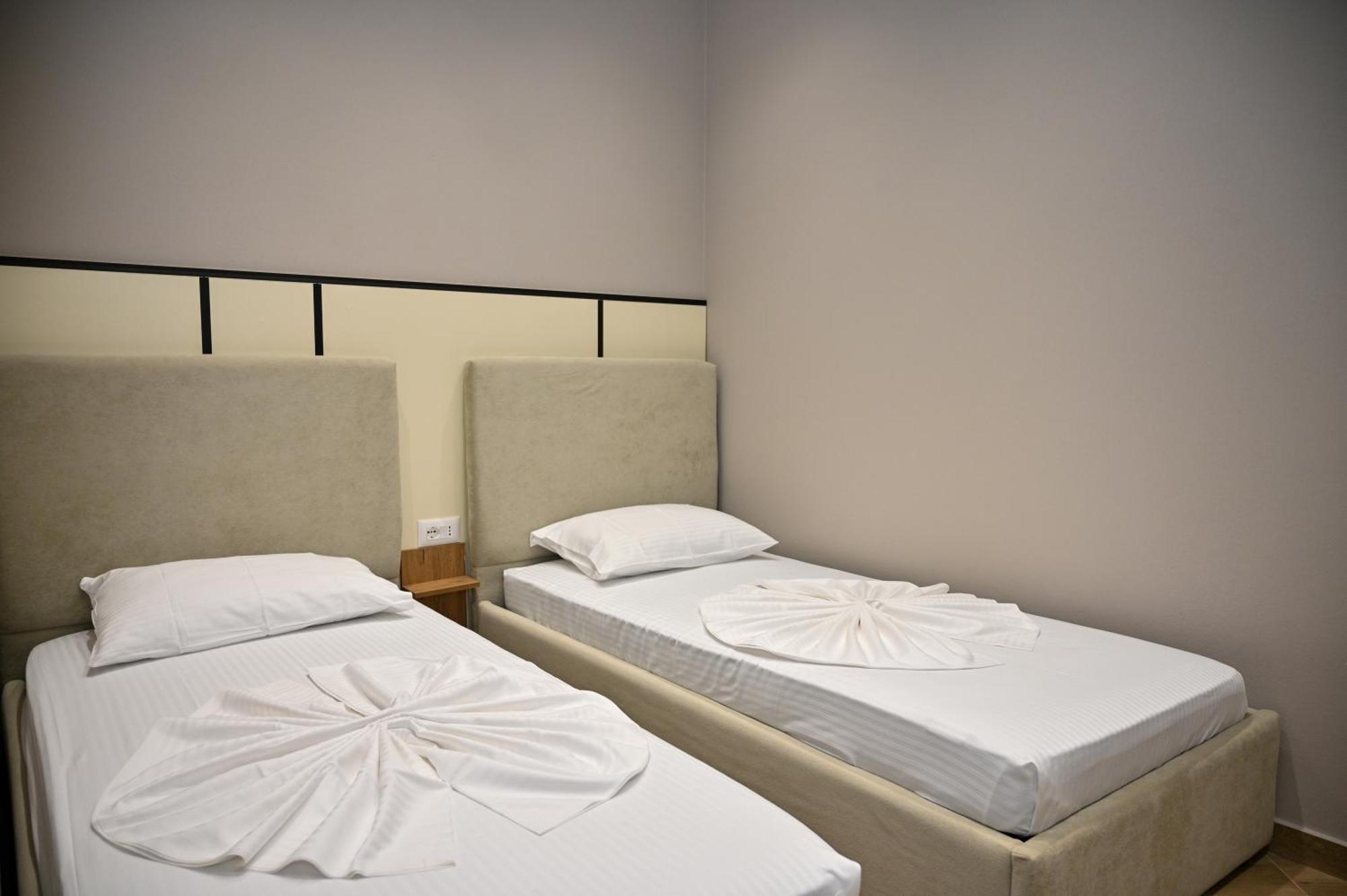 Monduro Hotel Драч Стая снимка